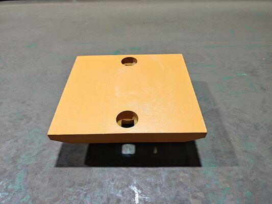 1324715M Bordas de corte estilo  para carregadeira, aparafusadas