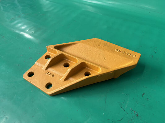 63E1-3533 Novo produto miniescavadora Parafuso forjado para rocha na cortadora lateral 63E13533